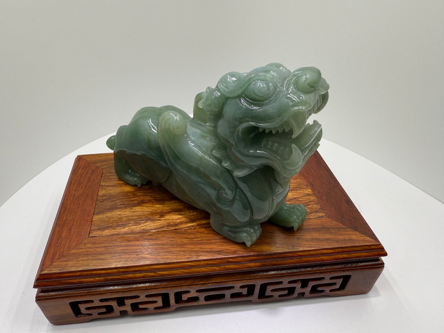Jade Pi Xiu Display Type A Jadeite - 翡翠玉A货飞天貔貅 (PX04) (NGI Certified)